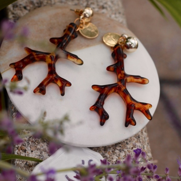 New seaweeds coral dangling beach acrylic earrings - Picture 3 of 7